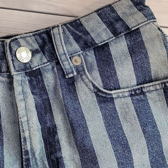 Zara shorts blue denim striped high rise Women's Size 4 - Picture 2 of 8